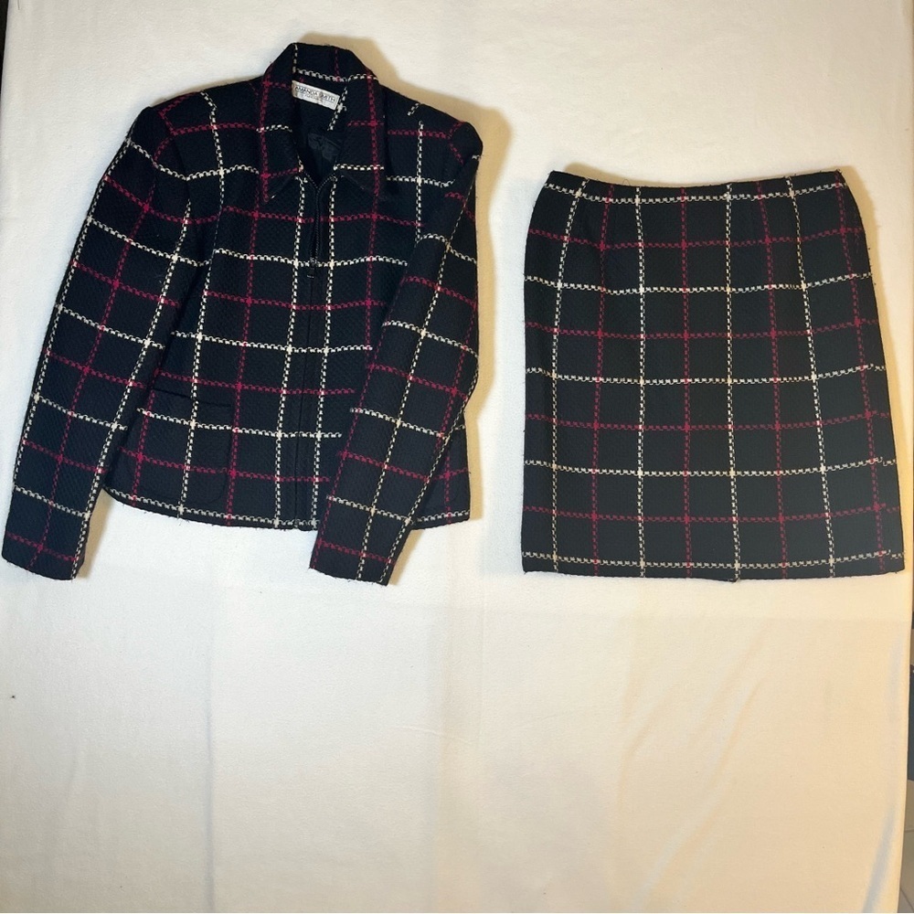 Amanda Smith Skirt Suit 100% Pure Wool Size 12